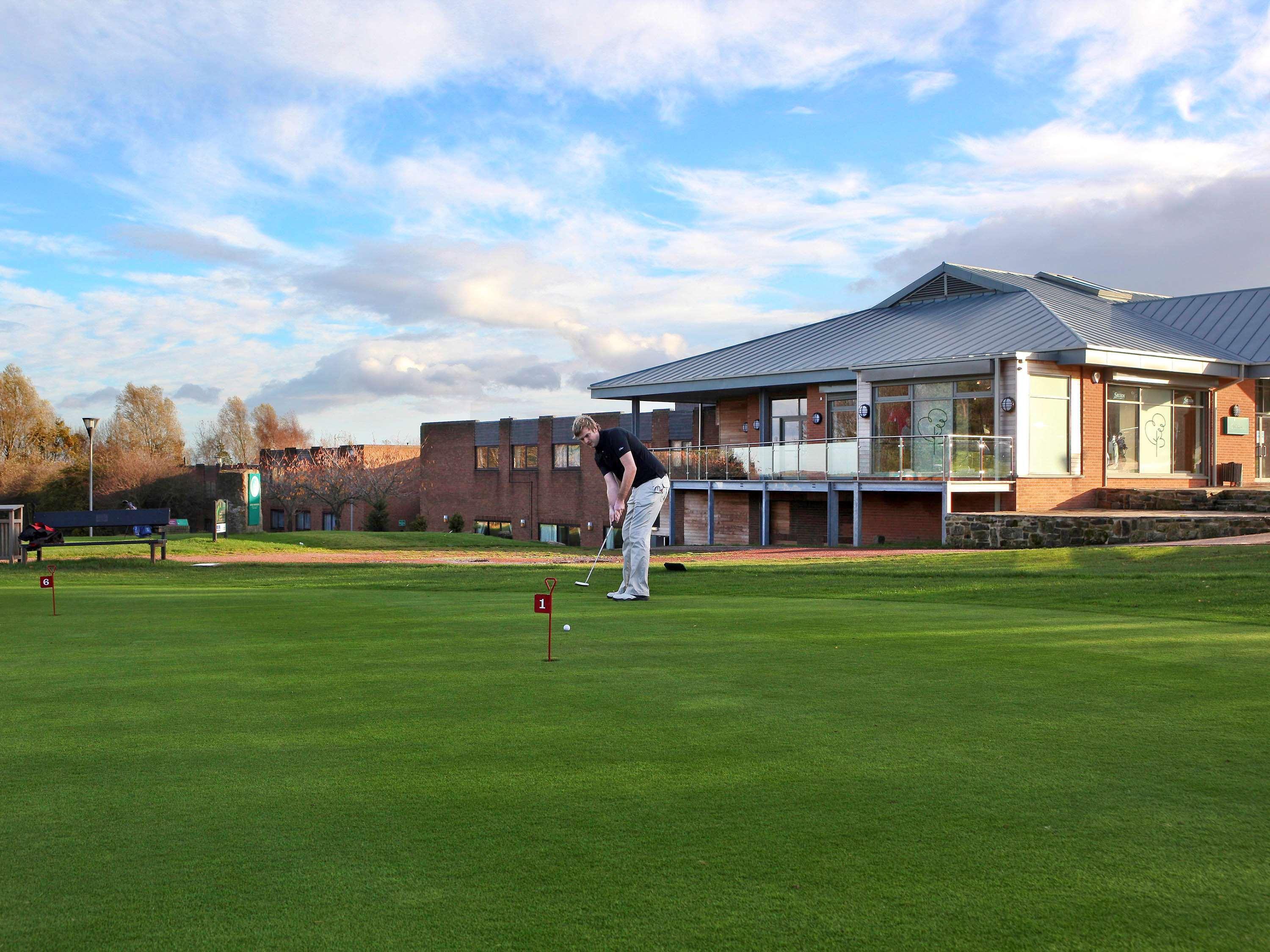 Mercure Newcastle George Washington Hotel Golf & Spa Buitenkant foto