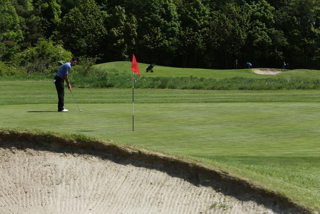 Mercure Newcastle George Washington Hotel Golf & Spa Buitenkant foto